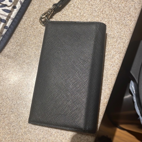 Kate Spade Phone Wallet Black - Picture 2 of 9